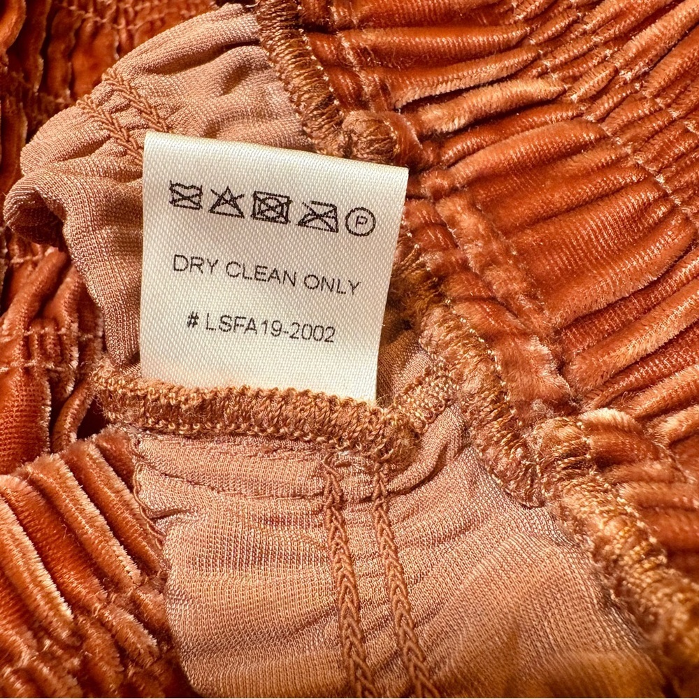 Love Sam Velvet Textured Terracotta Color Pullover Top Size XS - Picture 6 of 6